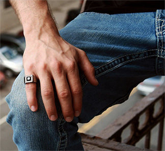 Jefe Ring featuring Diamonds on the fire escape